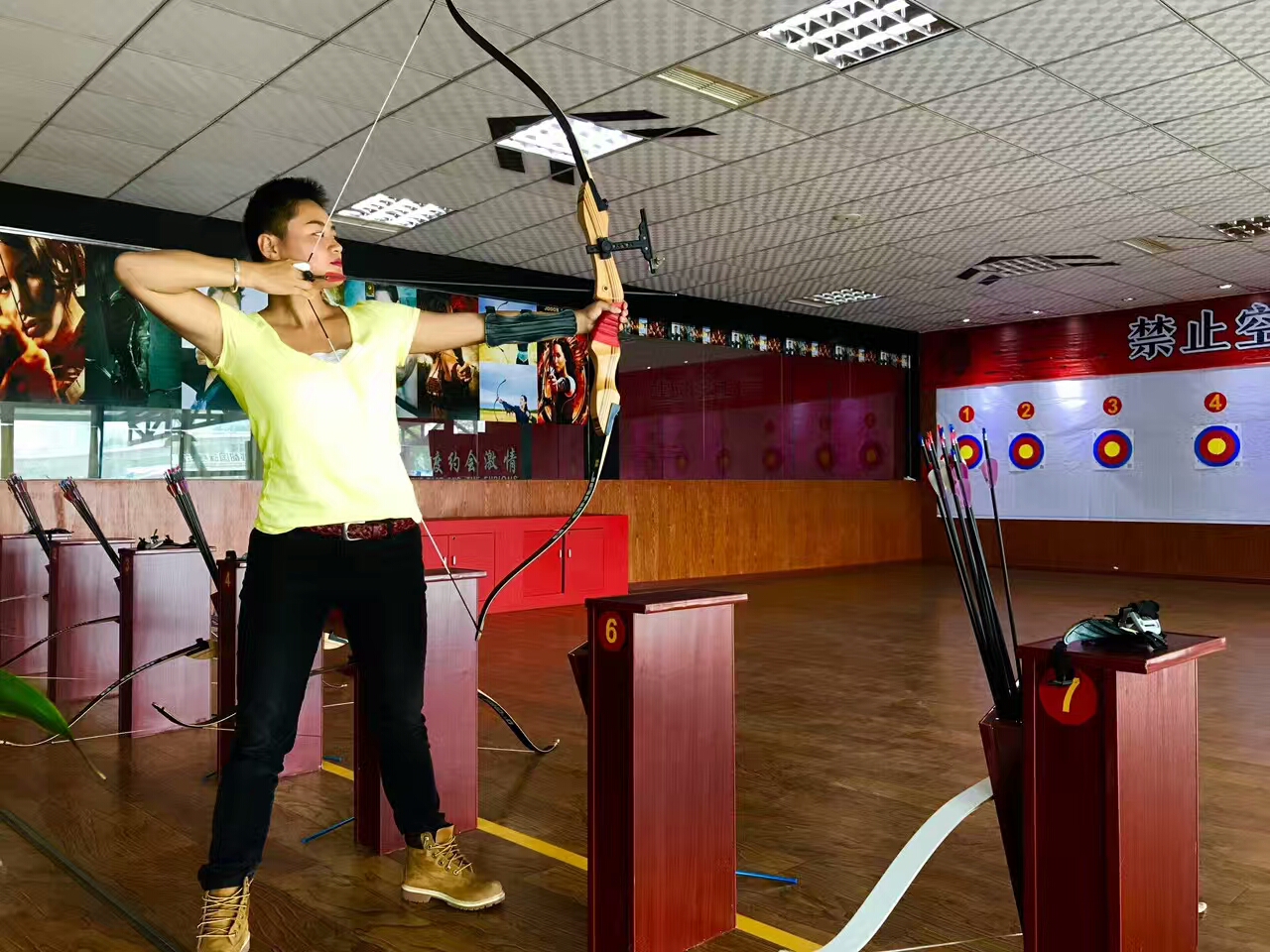 她说:成都,是成都人的形容词。