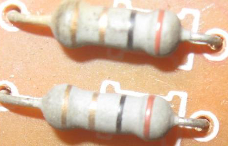 法拉电容自己掉电,单片机如何实现掉电保存功能