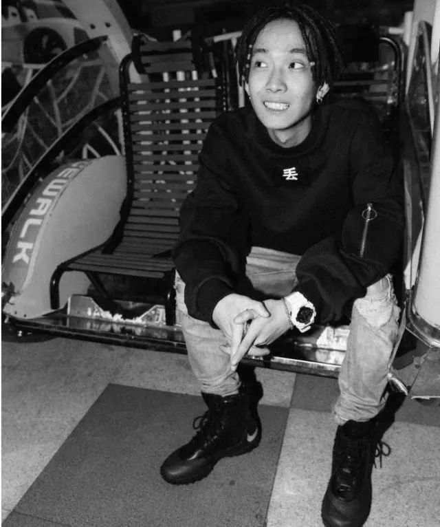 陈冠希卡西欧全黑,陈冠希戴卡西欧的手表