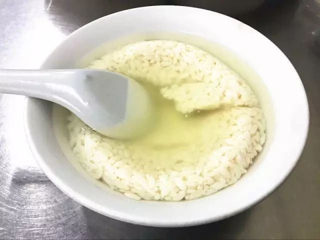 南京芳婆糕现状,南京芳婆糕团店现状