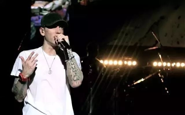 陈冠希为什么只戴卡西欧,陈冠希戴的是卡西欧哪一款