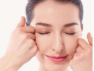 下巴总是反复长痘是哪个器官不好,脸颊反复长痘上医院看了一直不好