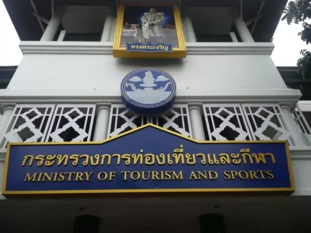 君行体验官专栏丨他在佛之国度，邂逅了一场浪漫