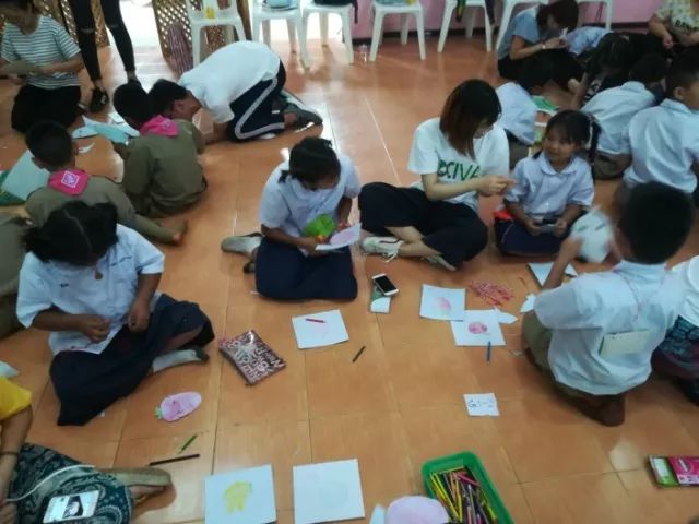 君行体验官专栏丨他在佛之国度,邂逅了一场浪漫