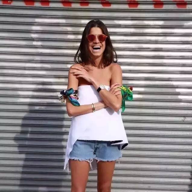 看人生赢家LeandraMedine如何玩转配饰！