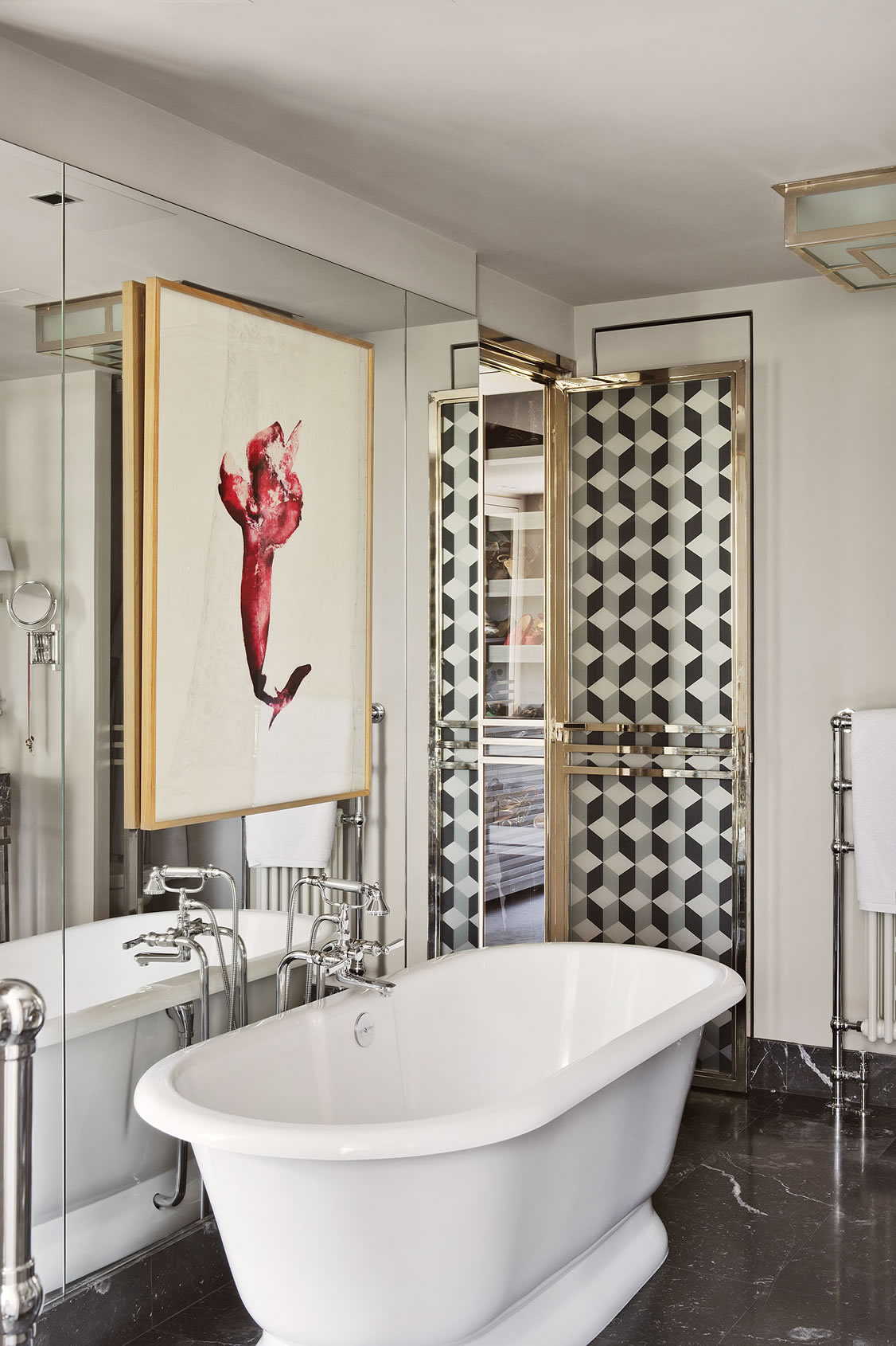 装修前需要提前购买角阀,装修房子一般角阀买多大尺寸的