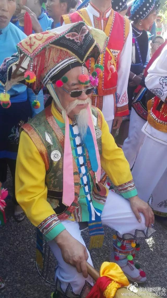 大理游人人山人海,大理万人齐舞