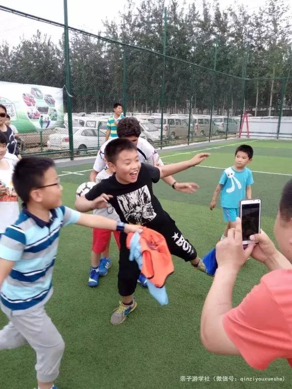 足球少儿体验课,足球儿童体验课