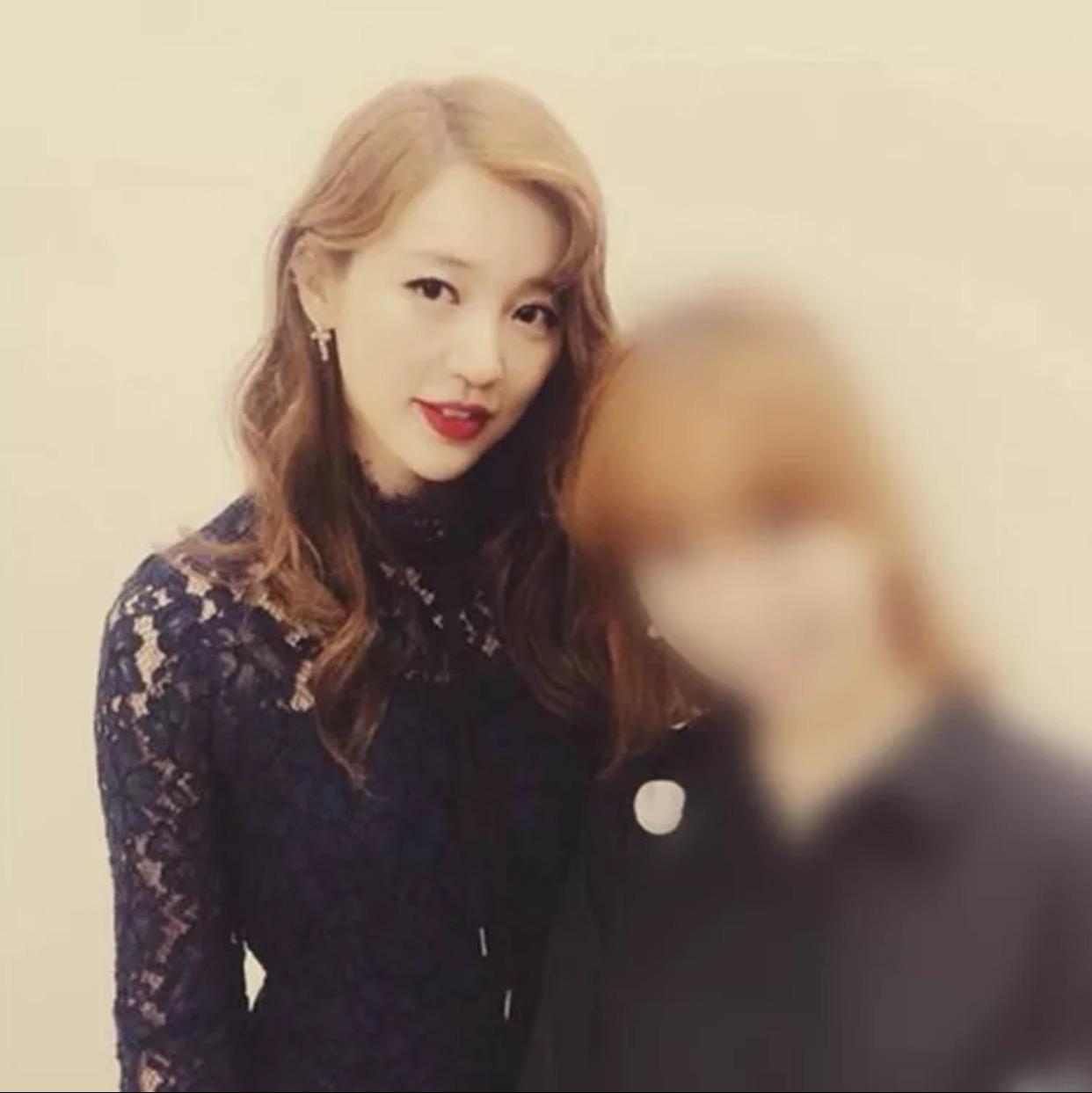 高圆圆和全智贤代言的服装,全智贤牌子