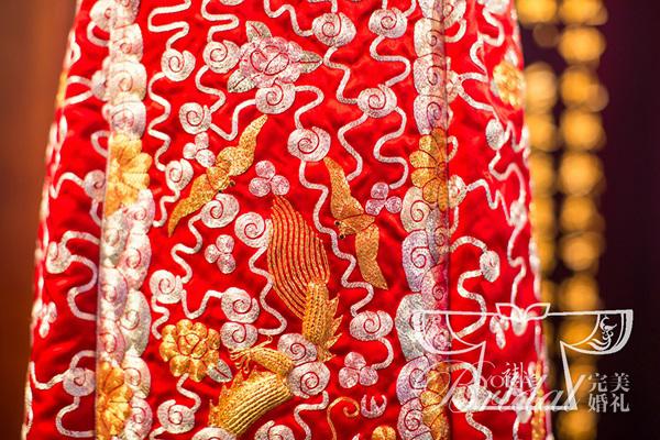 新娘穿龙凤褂有什么讲究,微胖新娘龙凤褂怎么挑选