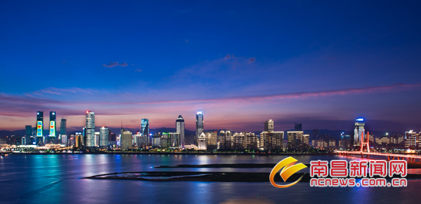 红谷滩新区：厚植优势聚实力拓展内涵助腾飞