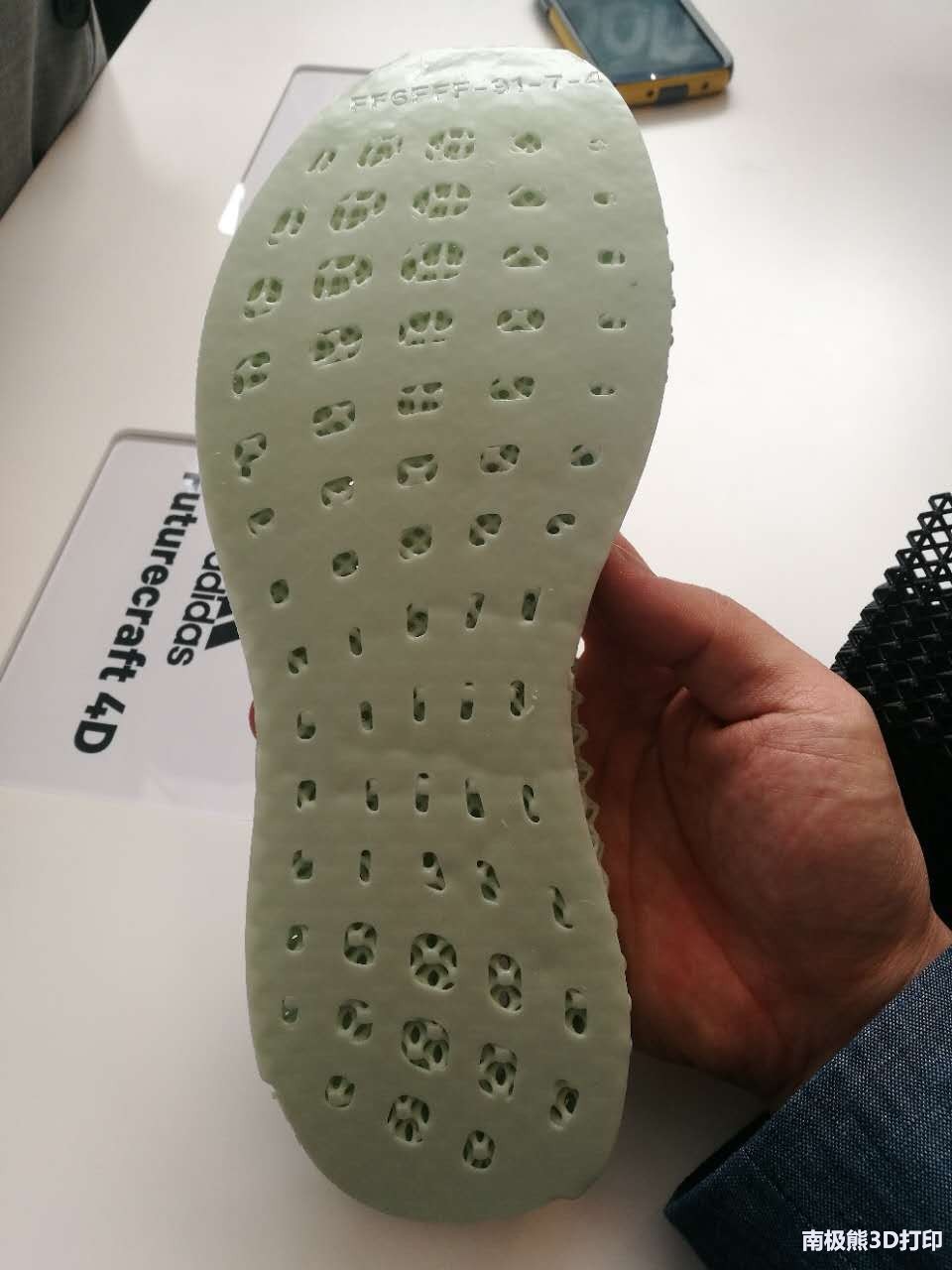 阿迪达斯3d打印鞋,阿迪达斯3d打印鞋耐久高吗