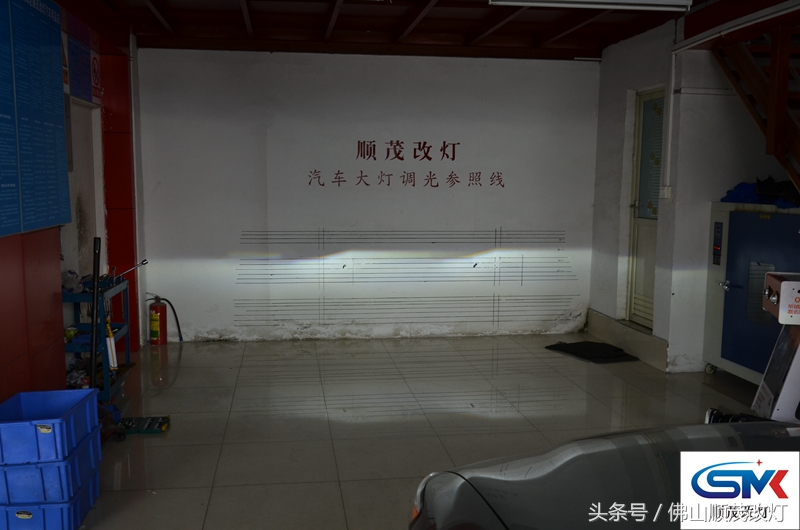 雷克萨斯es低配换led灯,汽车led灯太亮总是被误以为远光灯