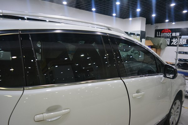 汽车玻璃贴膜龙膜的颜色如何选择,龙膜玻璃贴膜