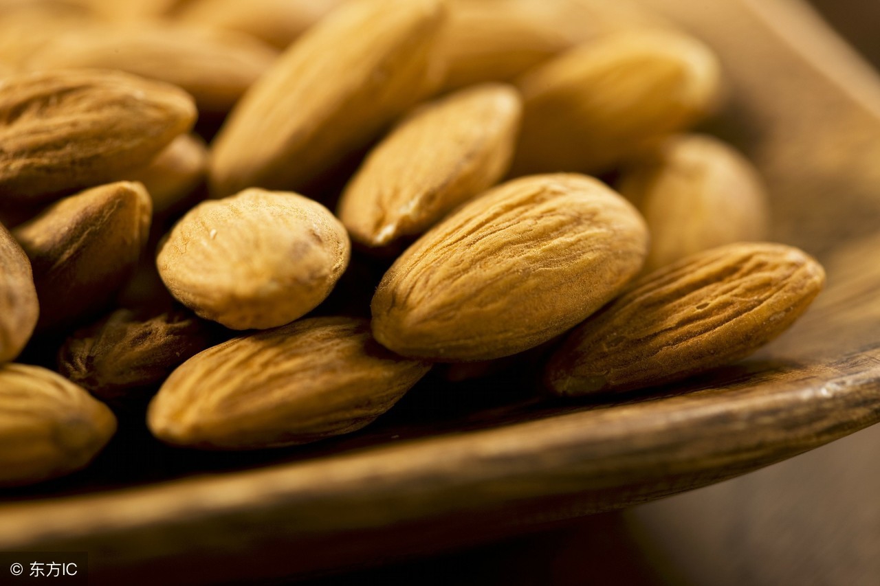 8种治疗失眠的食物解决失眠痛苦,失眠患者晚饭吃什么食物使失眠好