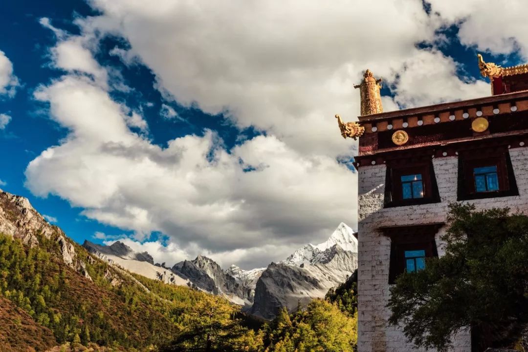 稻城亚丁攻略自由行大概多少钱,稻城亚丁怎么游玩