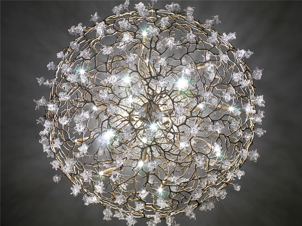 有一盏灯能照亮前方,有一盏灯照亮心扉