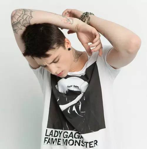 zara卖的男装还是女装,zara的衣服为什么微商都在便宜卖