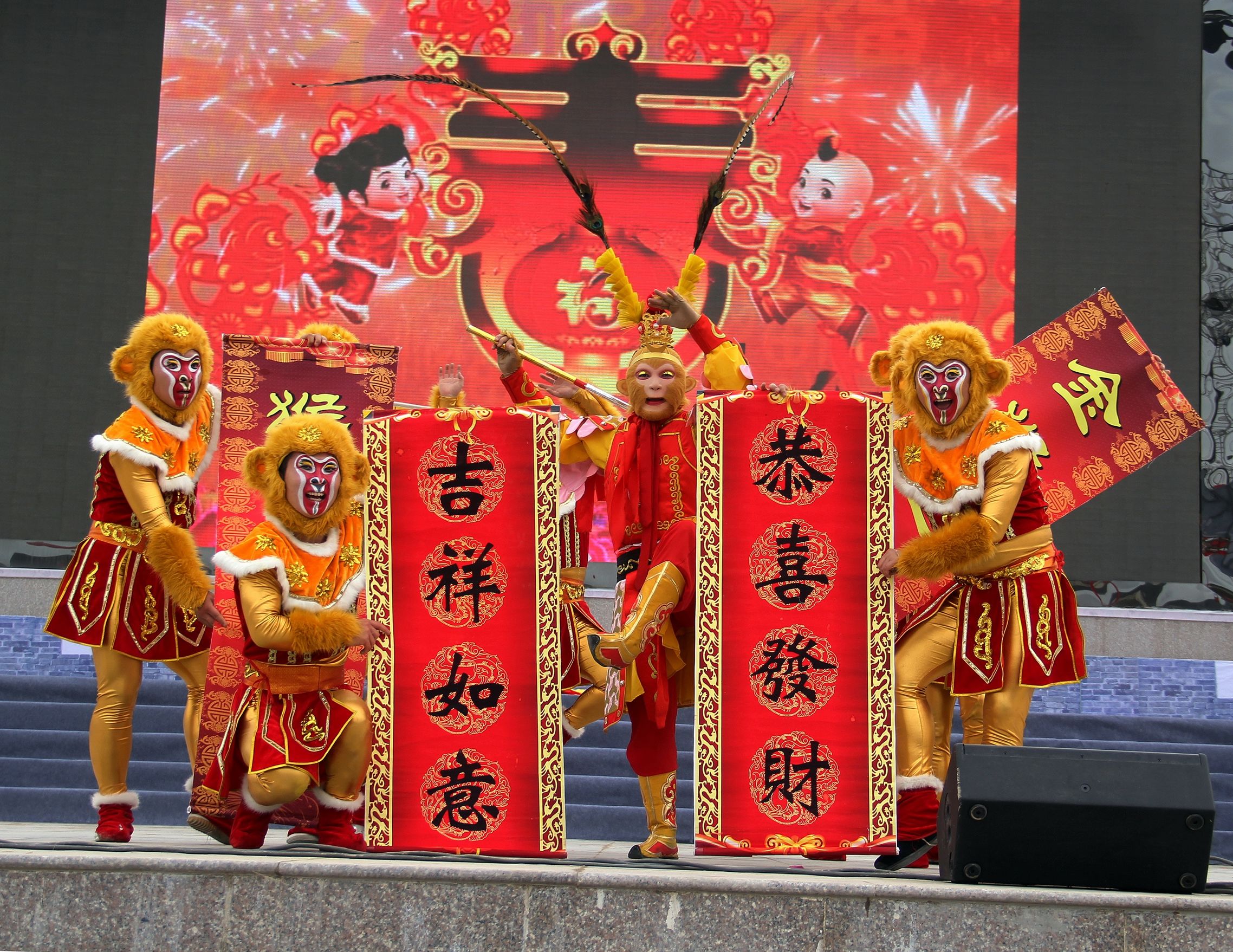 昔日丝绸路驼队阵阵显繁荣今朝OTO再起风云闹汉唐