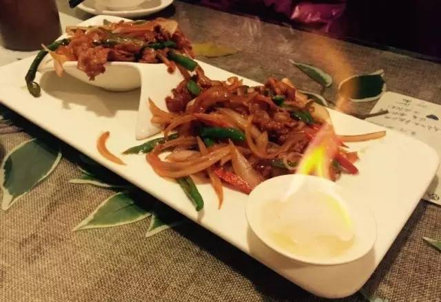 成都麓湖生态城美食街,成都有哪些大学城美食街