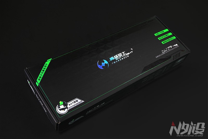 自带手托防尘罩的机械键盘,蝙蝠骑士机械键盘拆解