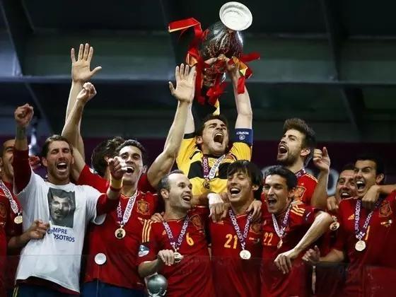 欧洲杯胜平负中奖,欧洲杯狂欢盛宴竞猜赢大奖