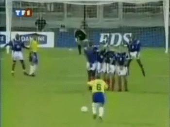 盘点足坛十大经典进球,盘点足坛十大经典进球视频怎么做