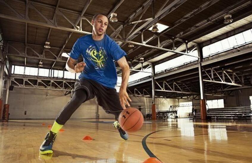 实战*党**注意！UA球鞋如何鉴定真假（1）