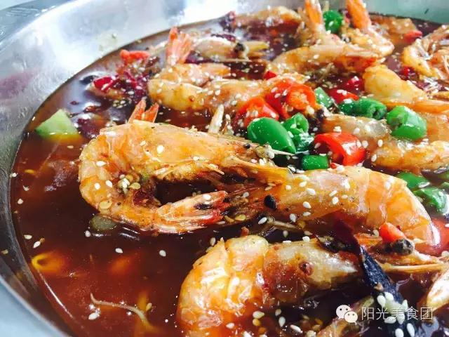 阳光探店~郑州农科路政七街附近有家爱好足球的球球虾馆