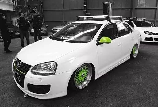 汽车改装过年审流程,汽车改了宽体后怎么年检