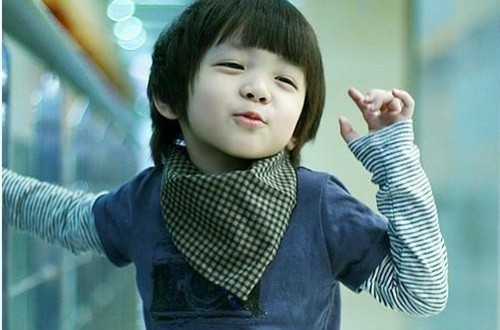 宝宝牙齿外伤变色,牙齿变色的原因及解决方法