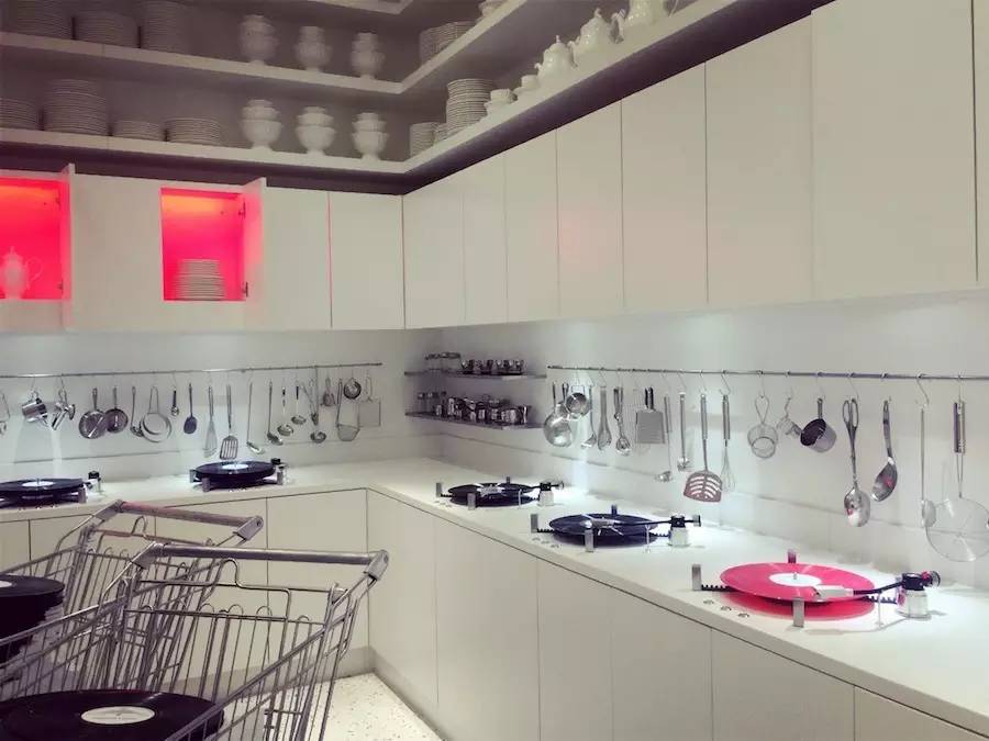 有没有必要买100多块的墨镜,为什么不能买便宜的墨镜