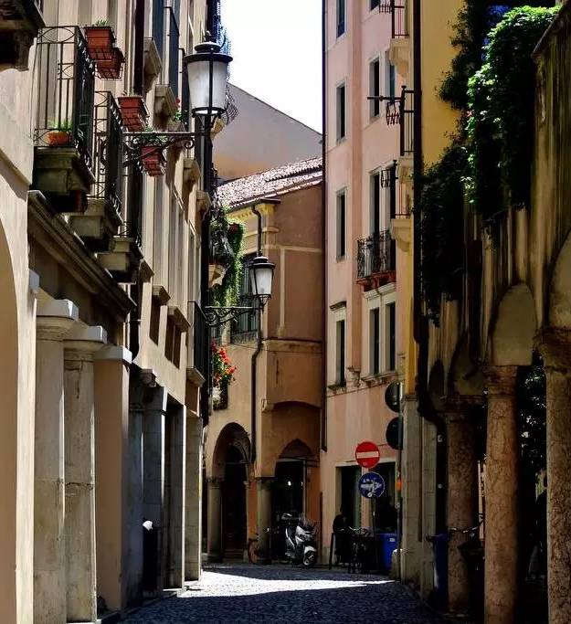 最划算的买手店,不容错过的买手店