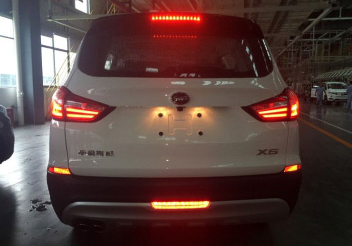 国产又出神车华晨斯威X5,宝马X5直接无语,众泰都自叹不如