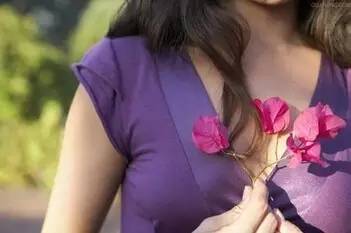 乳腺增生与乳腺癌的自我判断,吃什么能预防乳腺增生乳腺结节