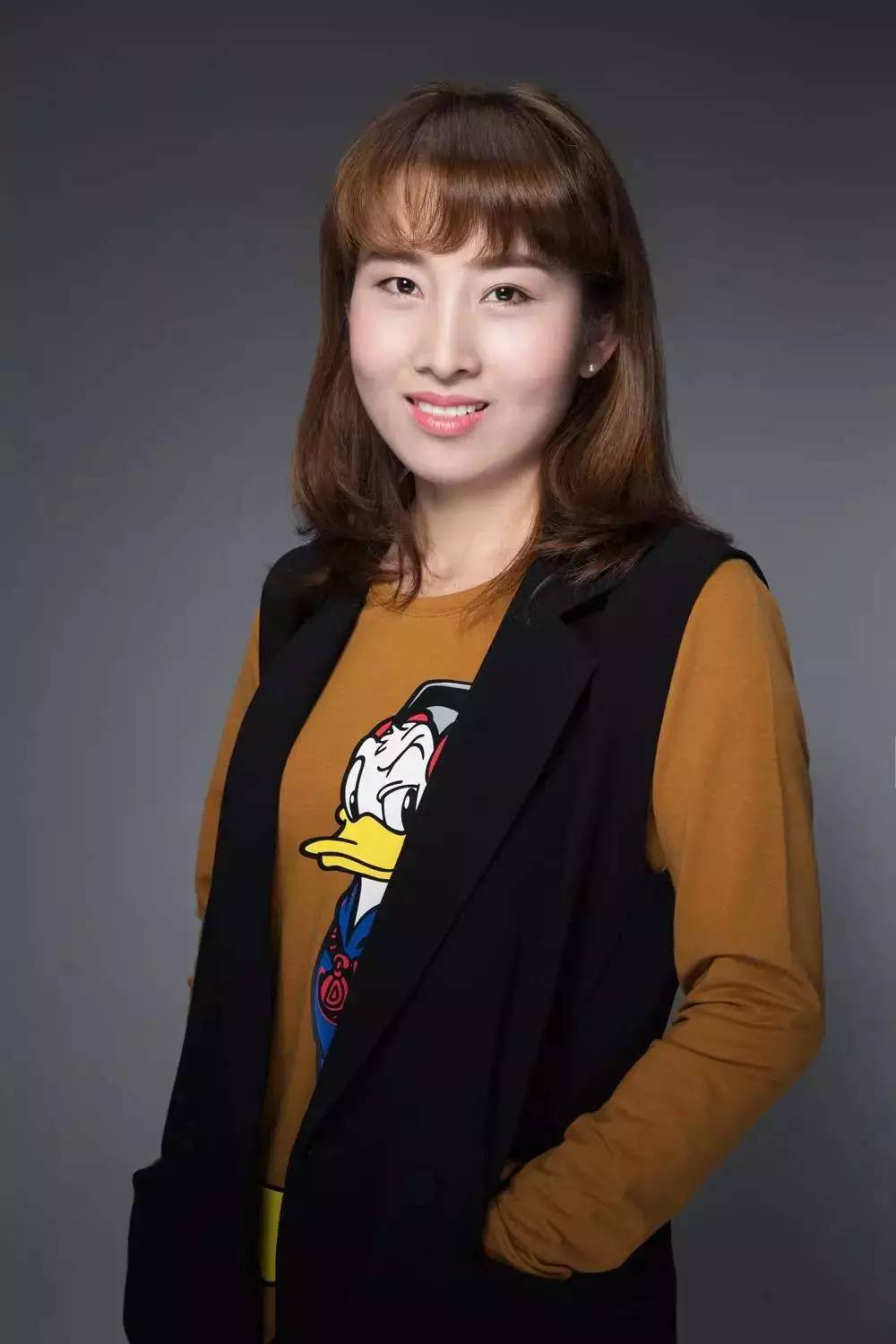 作品赏析:简单地手法,现代的气息——汤臣豪园