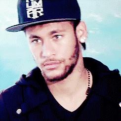 像内马尔一样的男生,内马尔撩妹用什么语言