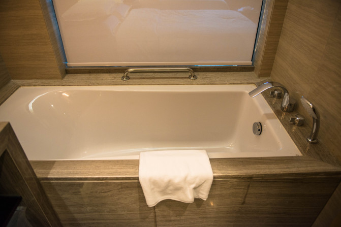 杞诲鏃呰,杞诲鍑鸿