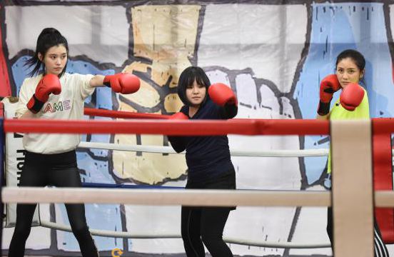 奚梦瑶胡可,女人有话说韩雪奚梦瑶谢依霖