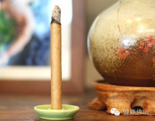 小孩热痱子的最佳处理方法,娃儿热起痱子了一般多久能好