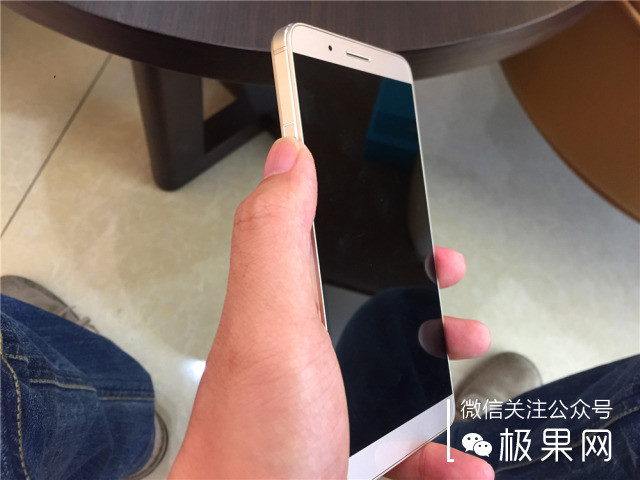 荣耀7i手机深度体验,荣耀7i全面屏