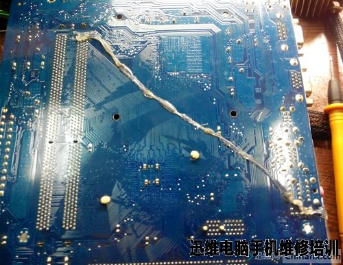 技嘉主板调了bios后不停断电重启,技嘉h81m-s1主板反复重启