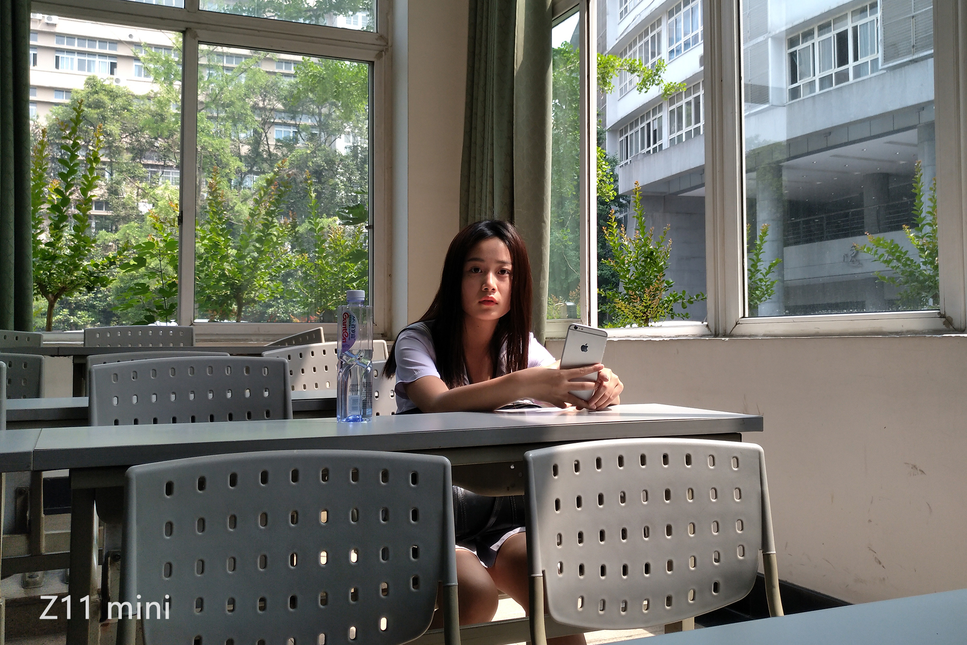 努比亚z11minis游戏测试,努比亚z11minis换电池