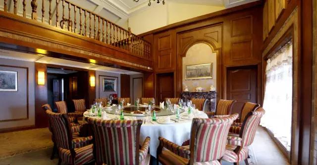 普通人买不起的奢侈品,高端餐饮会所的消费群体