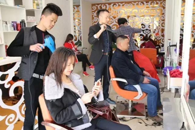 娟娟现在干什么工作,娟娟打工生活