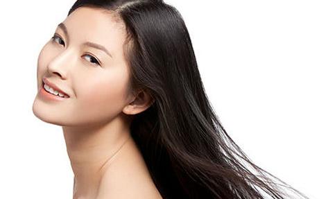 晚上短头发怎么弄早上才会蓬松,晚上编头发让头发变蓬松的办法