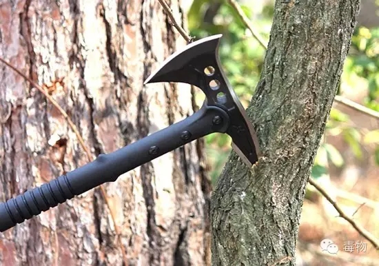 披荆斩棘的战斧用什么钢材,拿好你的战斧为自己披荆斩棘