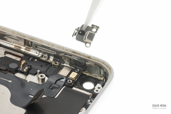 拆iphone5c教程,苹果5c换后壳