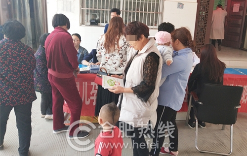 义诊再出发,生殖健康万里行义诊