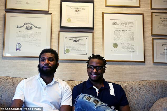 星巴克种族歧视事件过程新闻,星巴克种族歧视事件公关处理